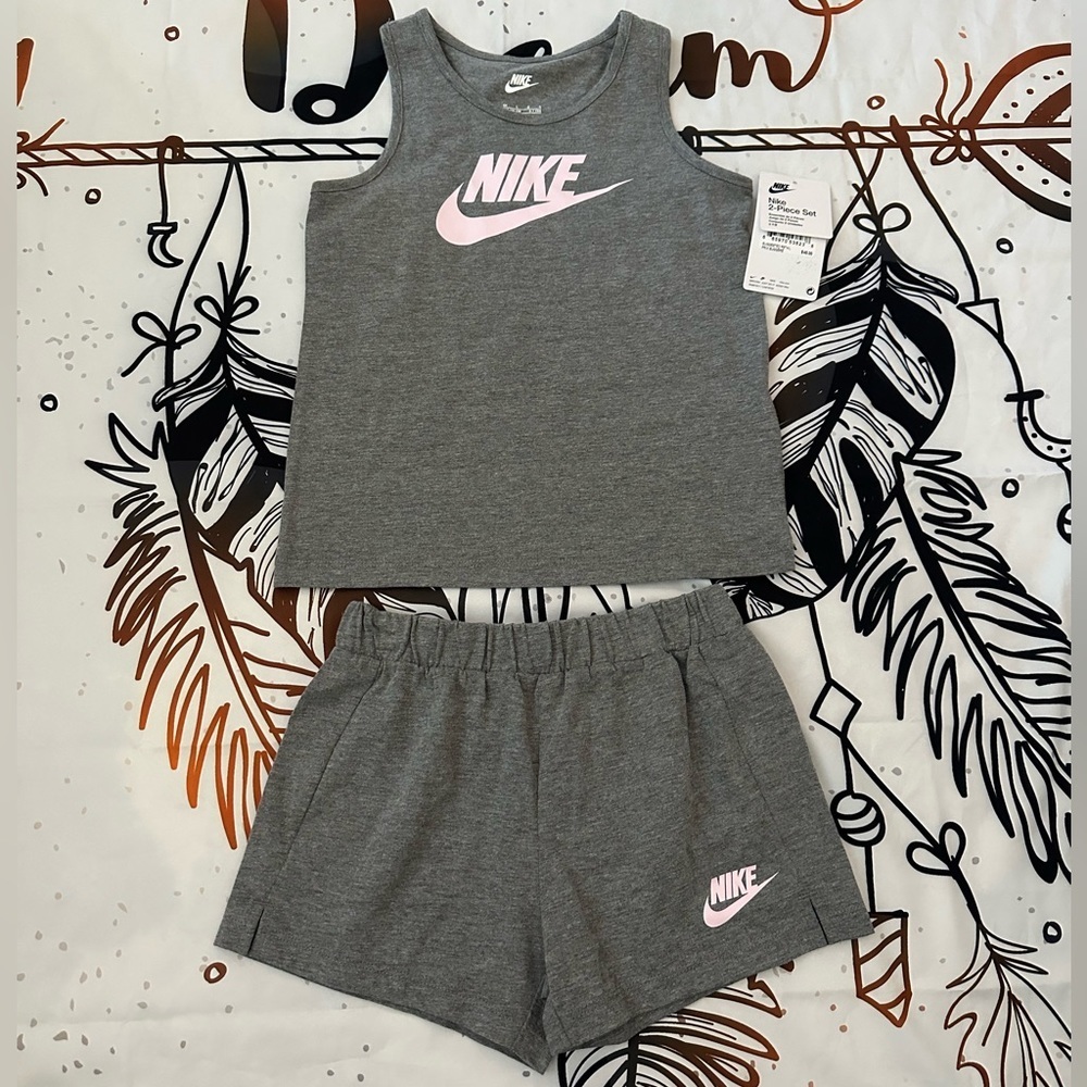 Nike | Kids T-shirt and Shorts Ensemble